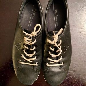 Ecco Leather Sneakers
